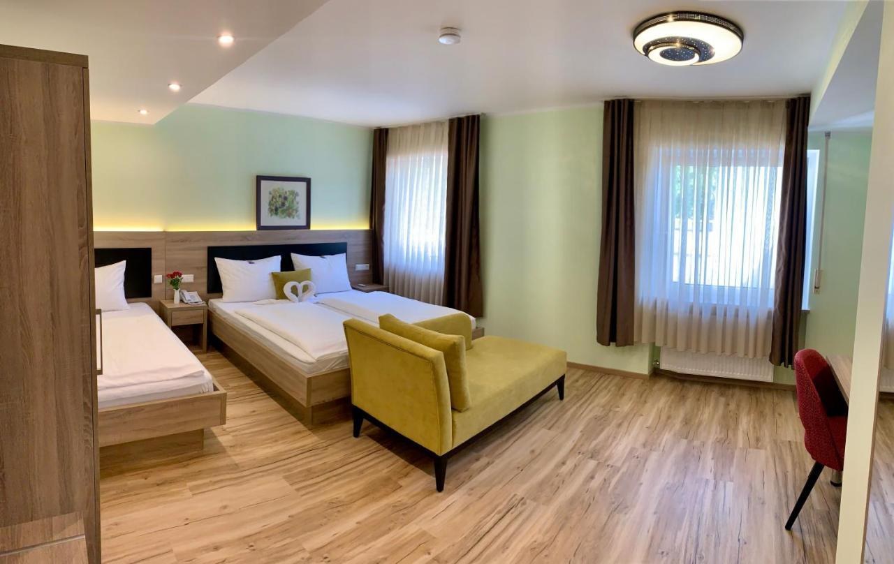 באד זקינגן Hotel Zur Flueh מראה חיצוני תמונה